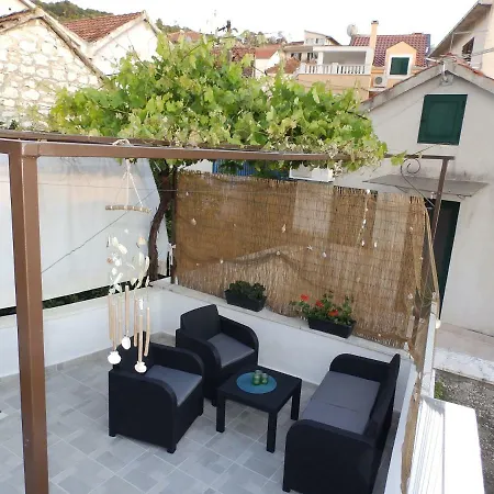 Vikendica Kuca Za Odmor Polus