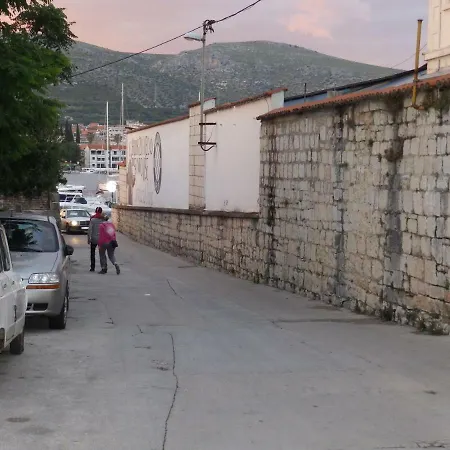 Kuca Za Odmor Polus Сasa de vacaciones *