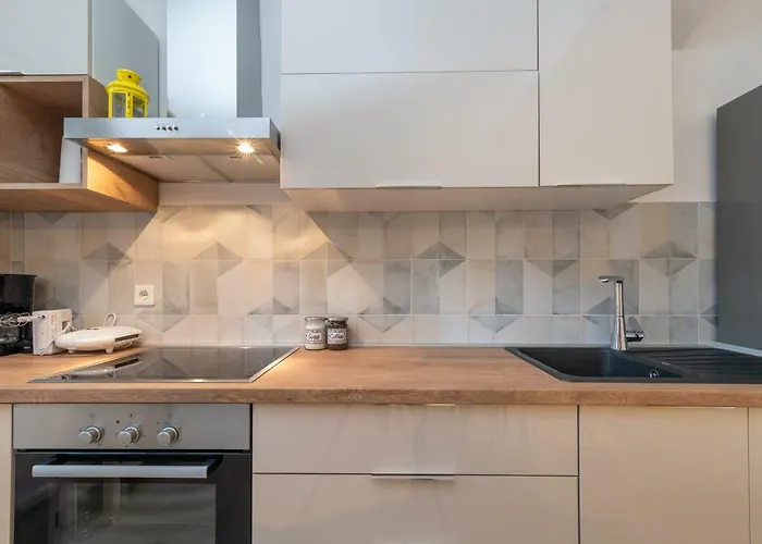 別荘 Kuca Za Odmor Polus トロギール