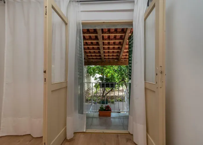 別荘 Kuca Za Odmor Polus トロギール