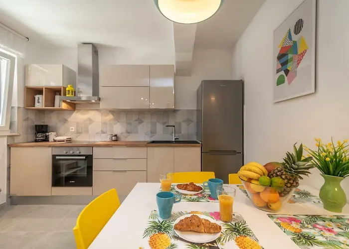 Vakantiehuis Kuca Za Odmor Polus Trogir